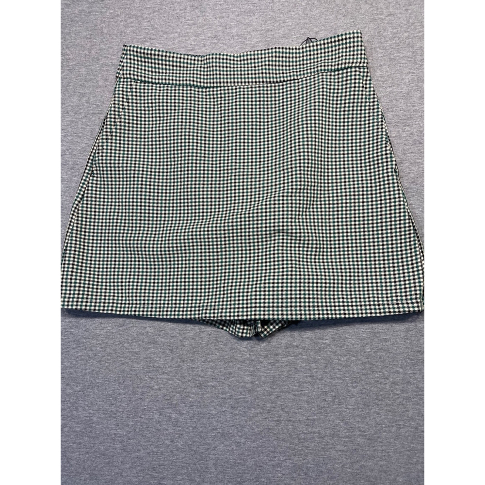 Women's Zara Green & Black Plaid Skort Size small - Picture 2 of 5